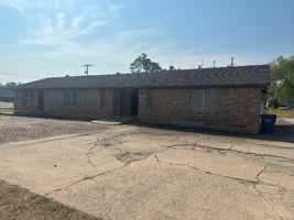 featured image of 125 W Monroe St #125
