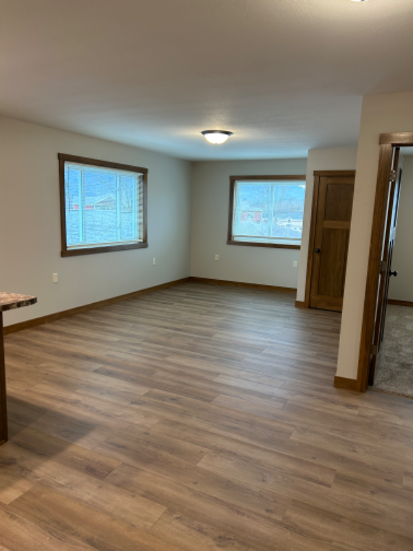 1731 W 5th St #1 - Photo 4 of 8