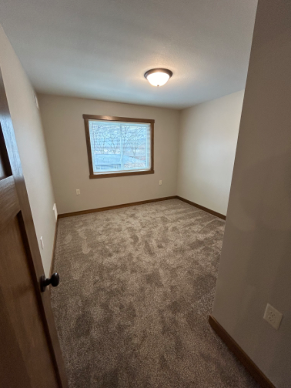 1731 W 5th St #1 - Photo 6 of 8