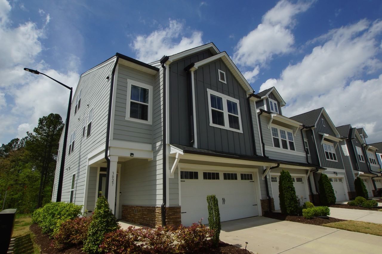 3027 Dunnock Dr #1 - Photo 2 of 23