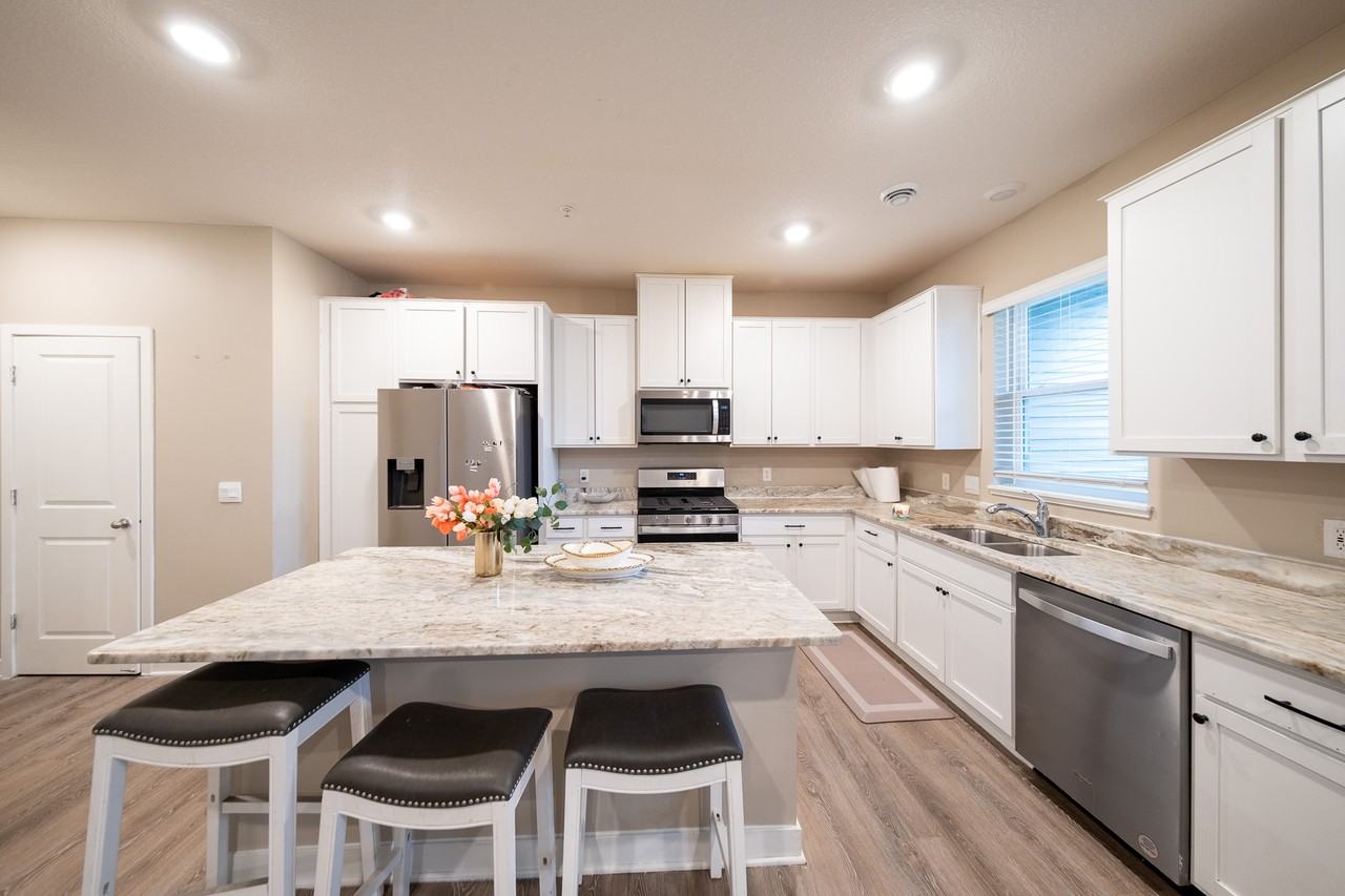 13864 Kaylemore Trl #1 - Photo 2 of 33