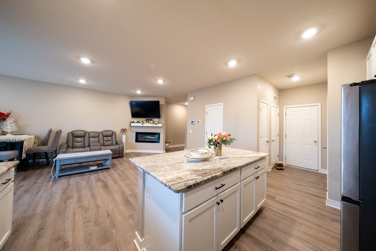 13864 Kaylemore Trl #1 - Photo 5 of 33