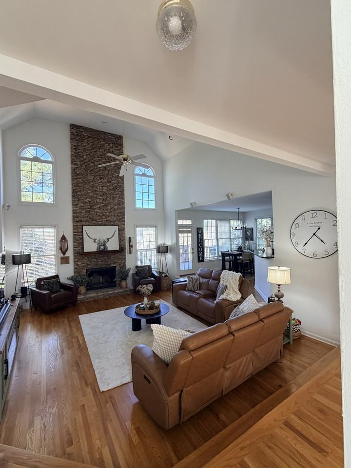 10920 Donamere Dr #NA - Photo 5 of 30