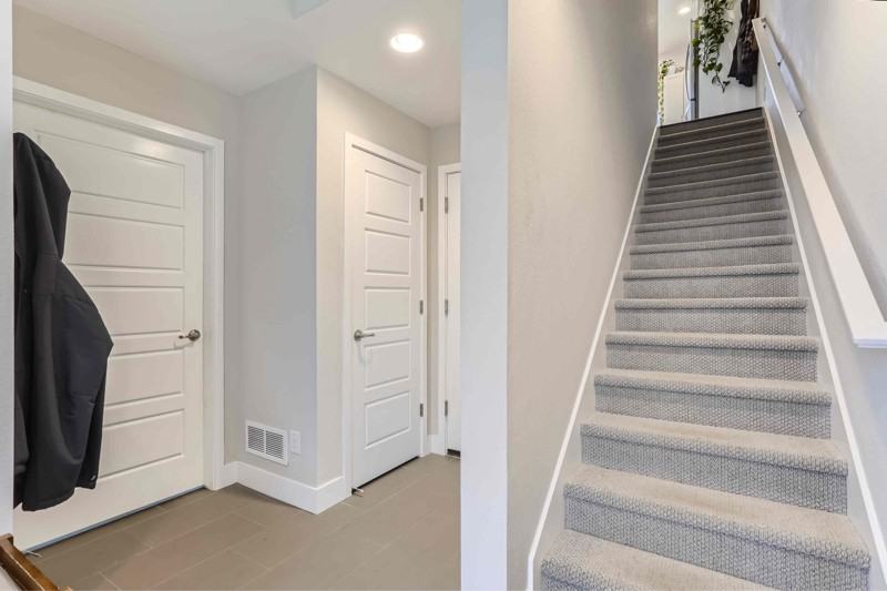 4225 Yarrow St - Photo 5 of 23