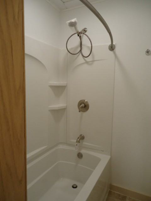 218 N Center St #1 - Photo 5 of 6