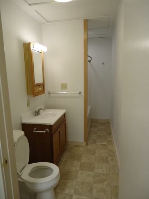 218 N Center St #1 - Photo 6 of 6