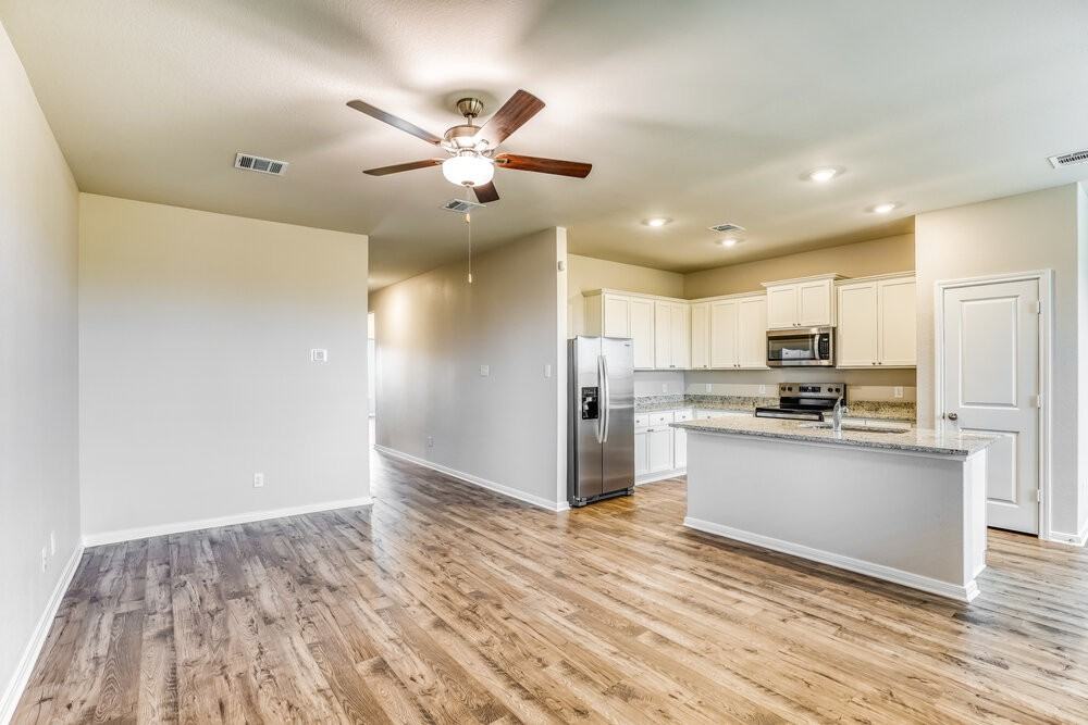 7531 Tipton Meadow Way - Photo 5 of 16