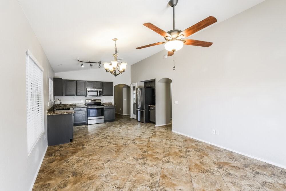31318 N Shale Dr - Photo 6 of 16
