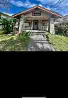 featured image of 411 W Chestnut Ave #A