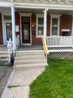 featured image of 918 W King St 1st Fl #1