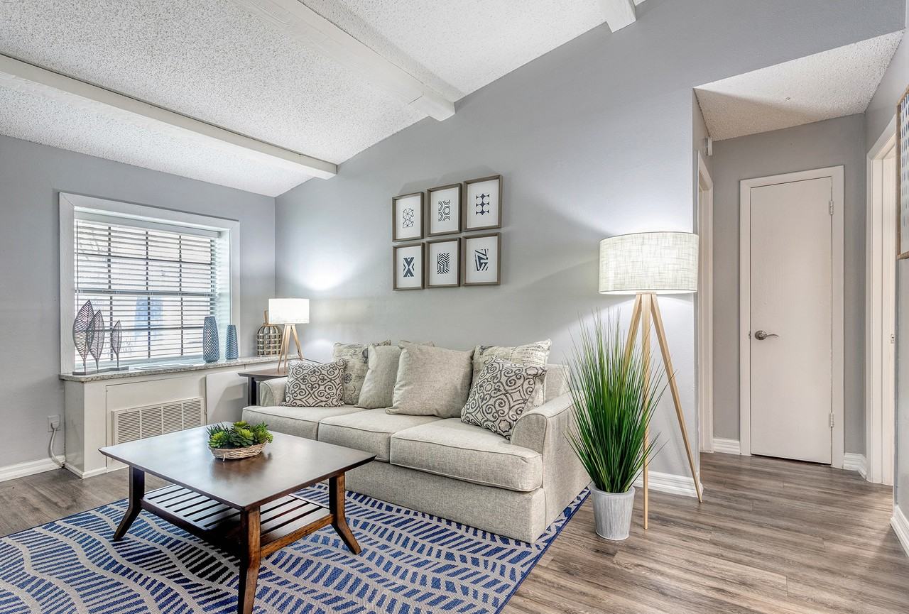 Sherwood Oaks - Photo 5 of 20