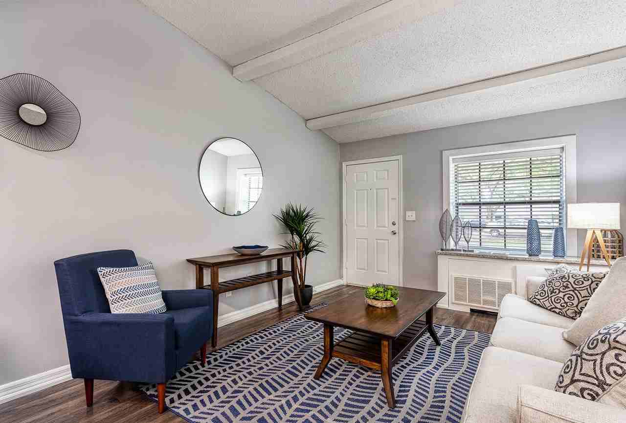 Sherwood Oaks - Photo 6 of 20