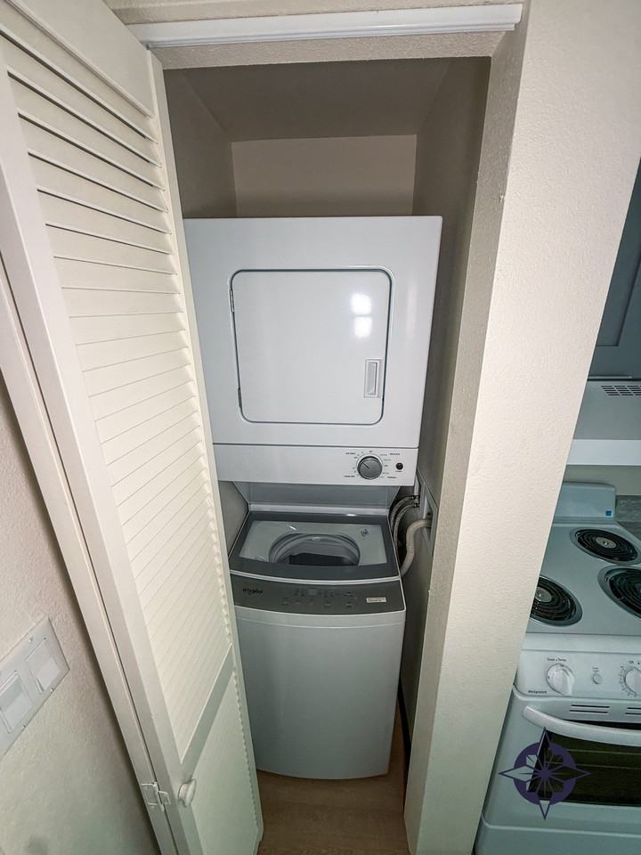 The Place on Young - Photo 4 of 11