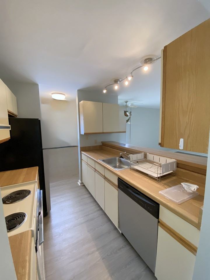 1000 Linden AvenueN110 #N110 - Photo 6 of 18