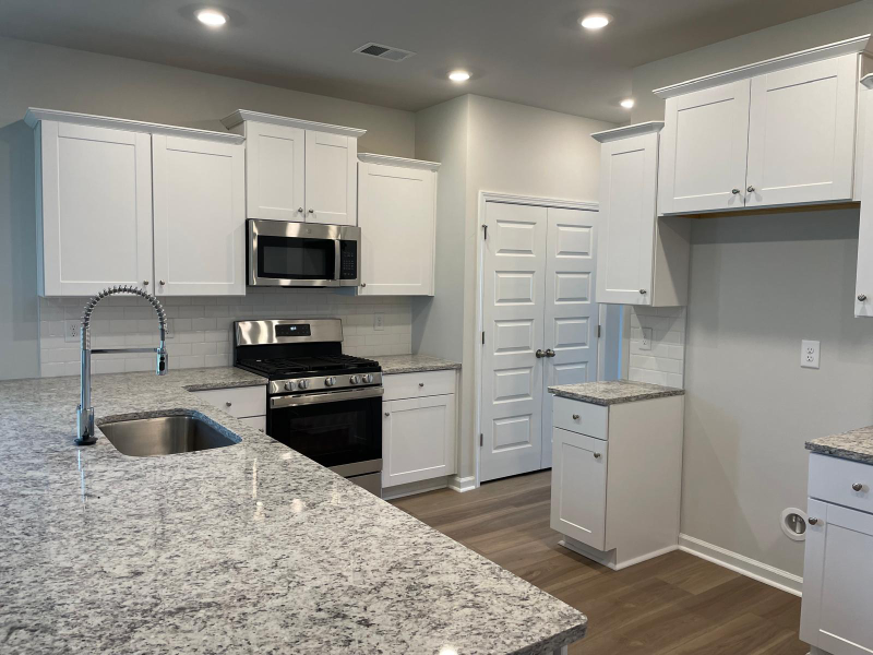 9312 Little Osprey Dr - Photo 4 of 17