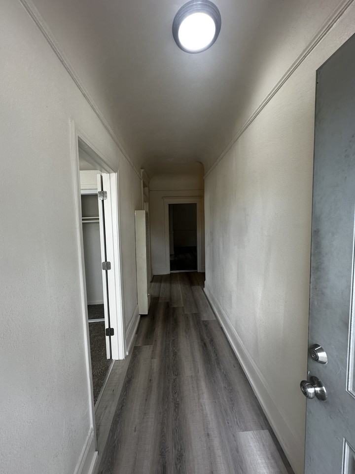 3256 Martin Luther King Jr Way #3256