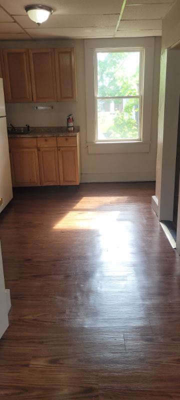 40 Central St #4A - Photo 2 of 7