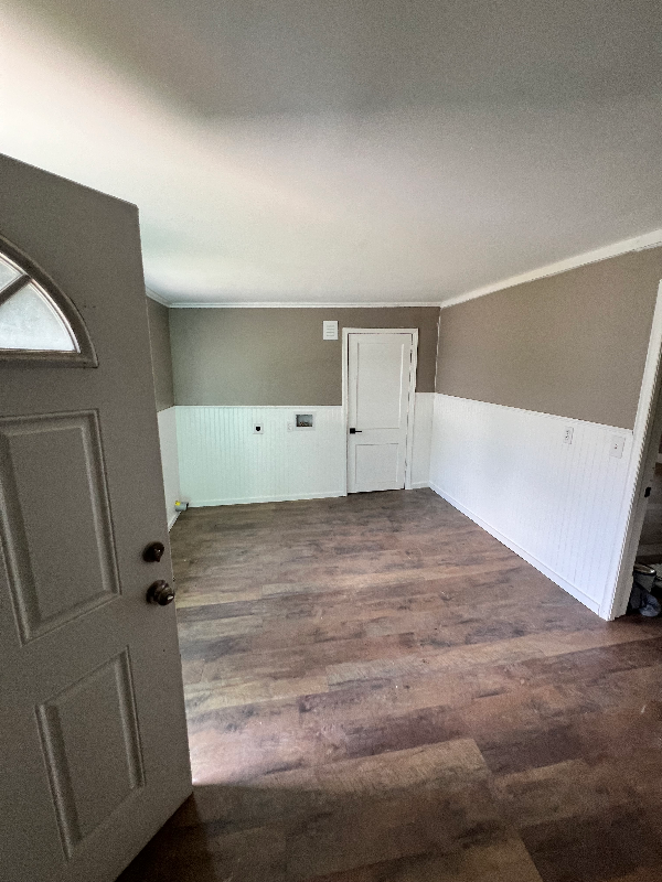 411 N Pottenger Ave - Photo 7 of 8