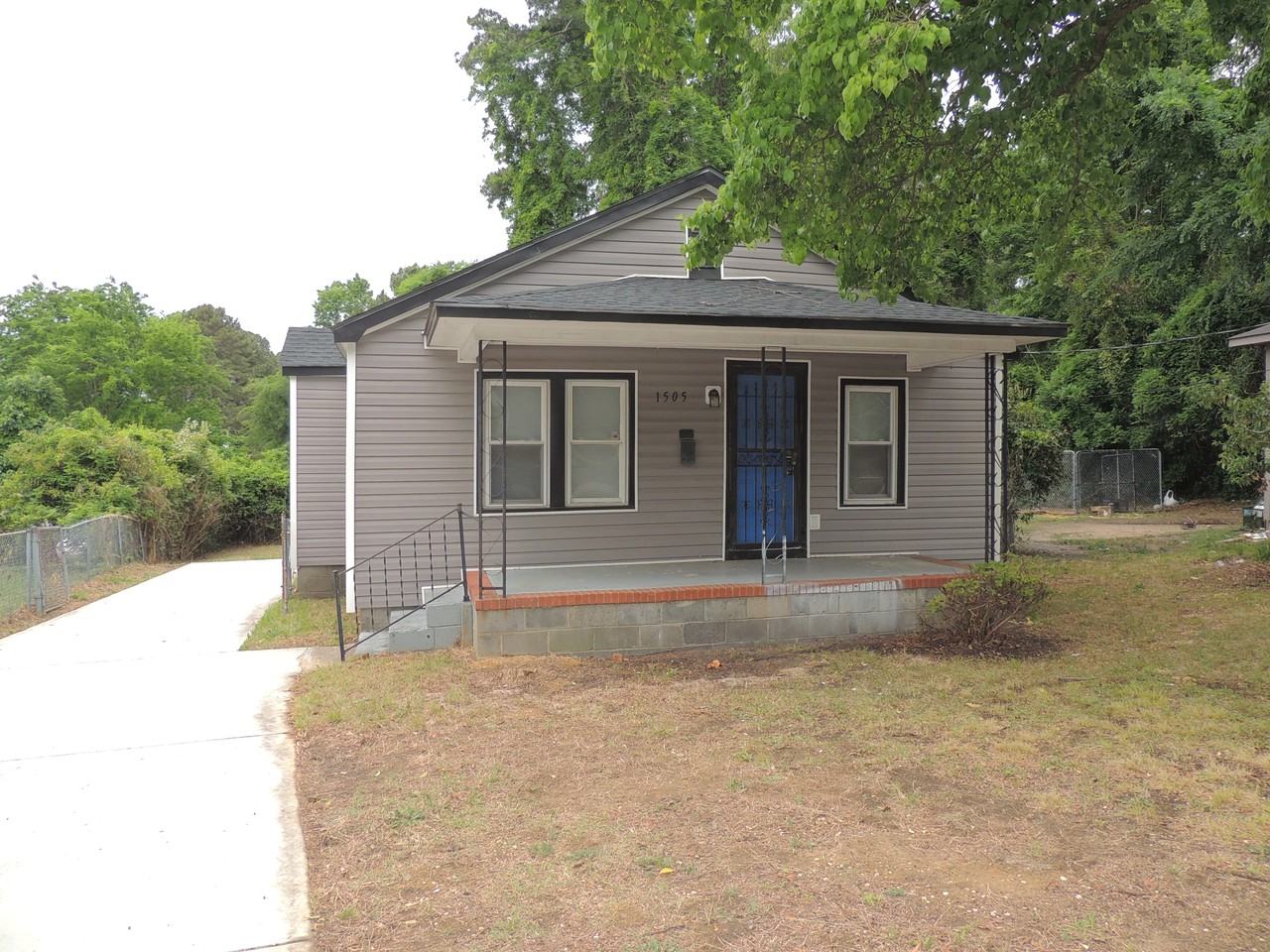 1505 Murchison RoadTeachers Dr #1 - Photo 2 of 11