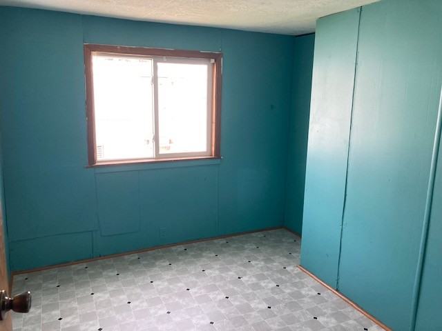 2500 W 24th St - Photo 6 of 8