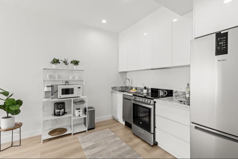 18809 Grambling Pl #1-2 - Photo 3 of 7