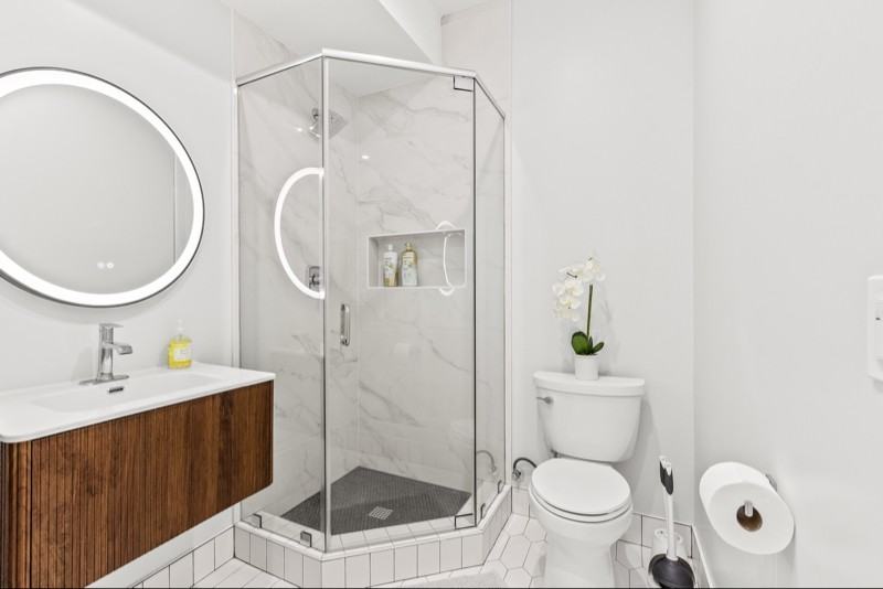 18809 Grambling Pl #1-2 - Photo 5 of 7