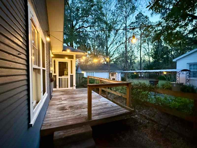 730 Se 13th St - Photo 2 of 9