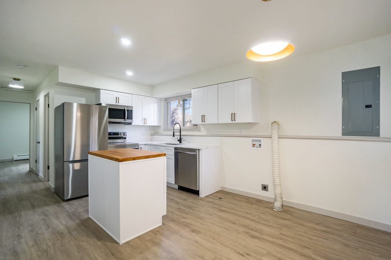 1108/1110 Ponderosa Dr #1110 - Photo 3 of 19