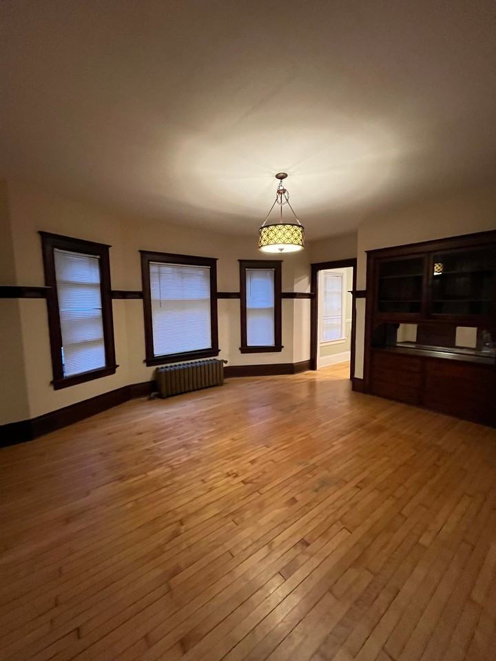 2649 N Humboldt Blvd - Photo 3 of 8