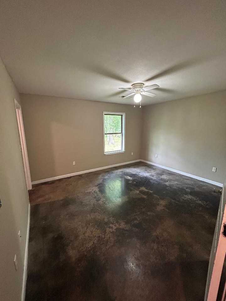 106 W Forrest St #B - Photo 6 of 10