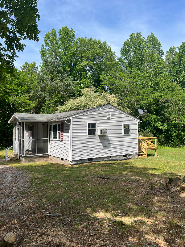 499 Jones Mill Rd - Photo 2 of 16