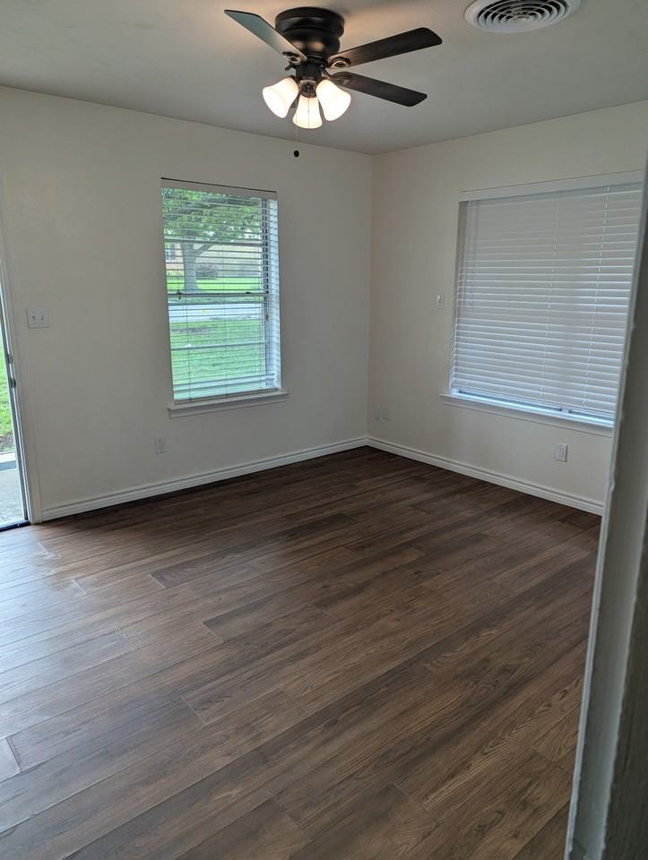 1311 N Morris St - Photo 2 of 22