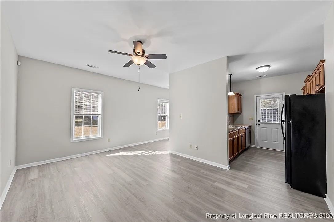 122 Sherman Ct #122 - Photo 3 of 18