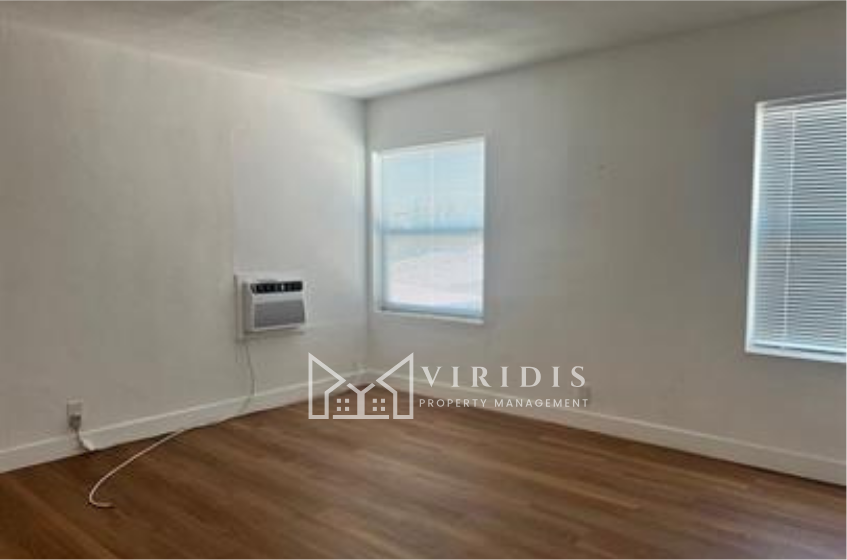 2207 River Blvd #E - Photo 3 of 8
