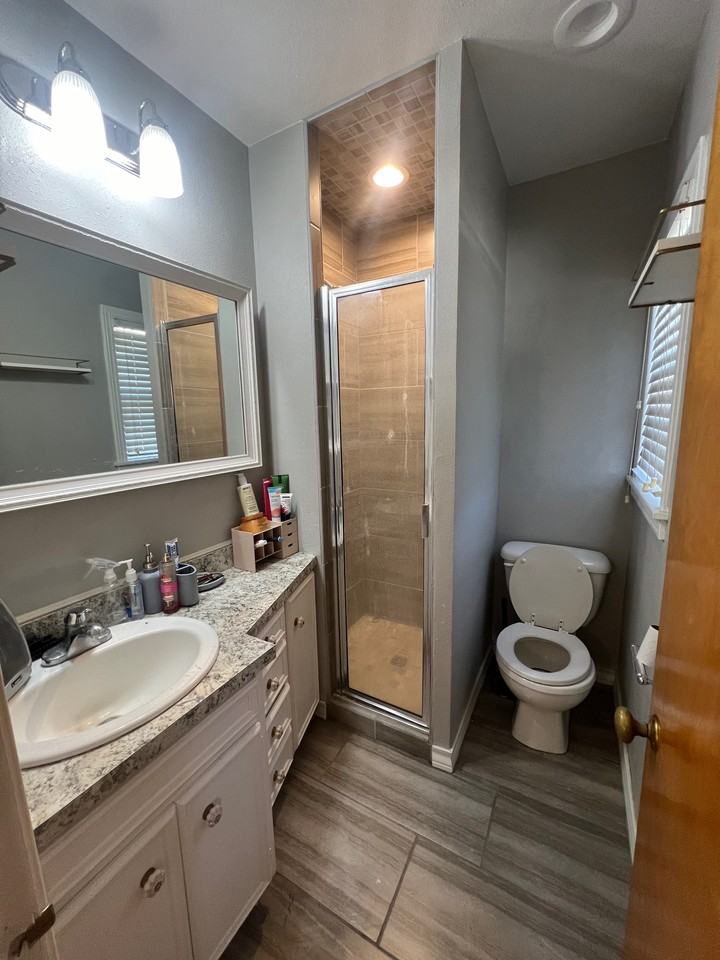 3301 27th St #SF - Photo 4 of 10