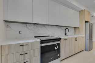 625 Harvie Ave - Photo 1 of 1