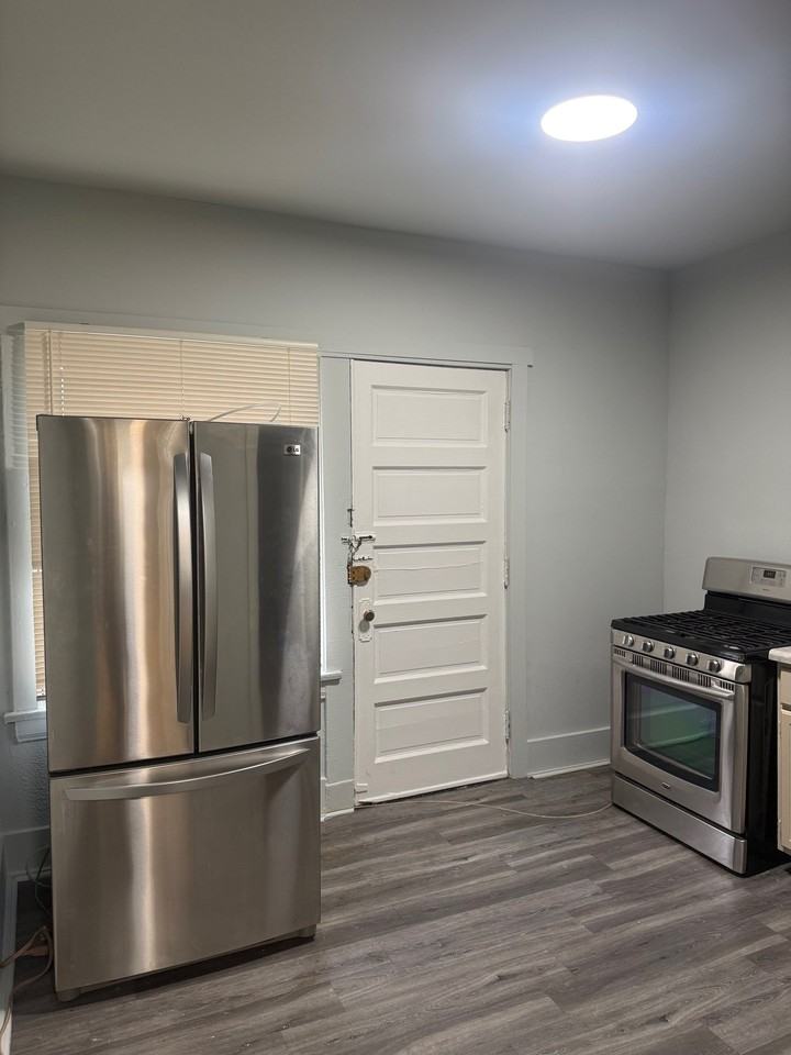 6657 S Minerva Ave #1142-1W - Photo 3 of 21