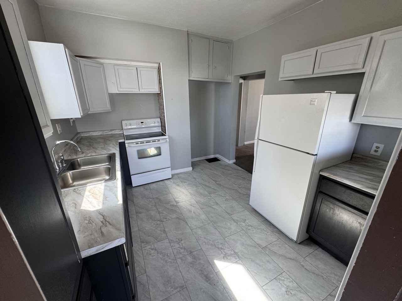 63 W Hallam Ave #0 - Photo 3 of 10