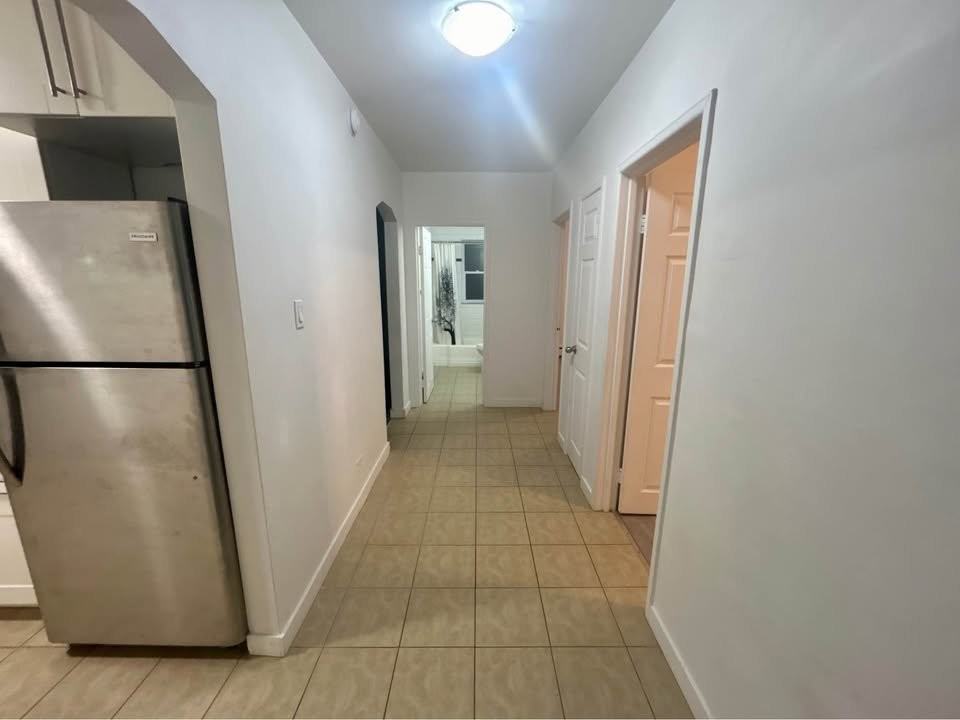 1218 Fennell Ave E #3 - Photo 2 of 12