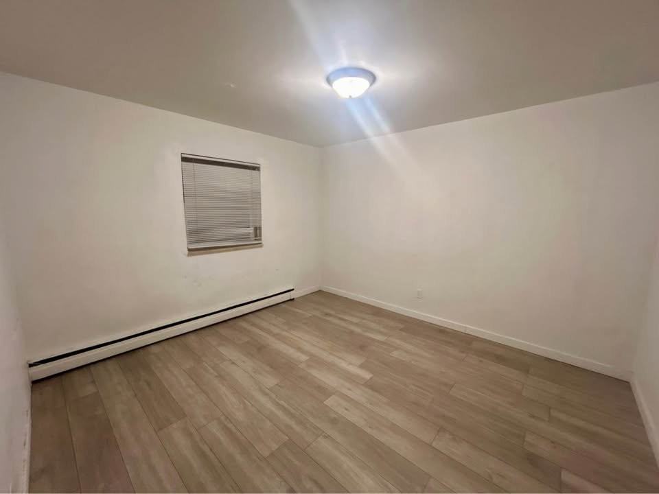 1218 Fennell Ave E #3 - Photo 7 of 12