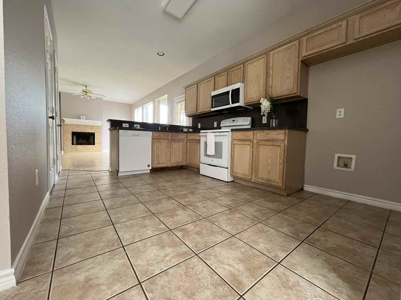 5619 Andalusia Trl #1 - Photo 7 of 18