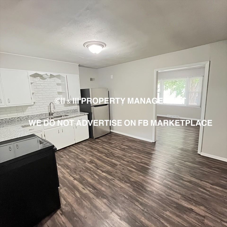 110 S Annie St #1 - Photo 6 of 9