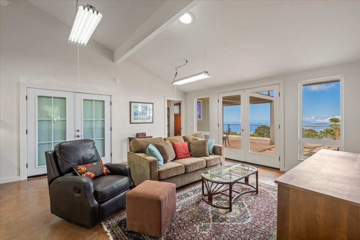 18505 Haleakala Hwy #1 - Photo 4 of 43