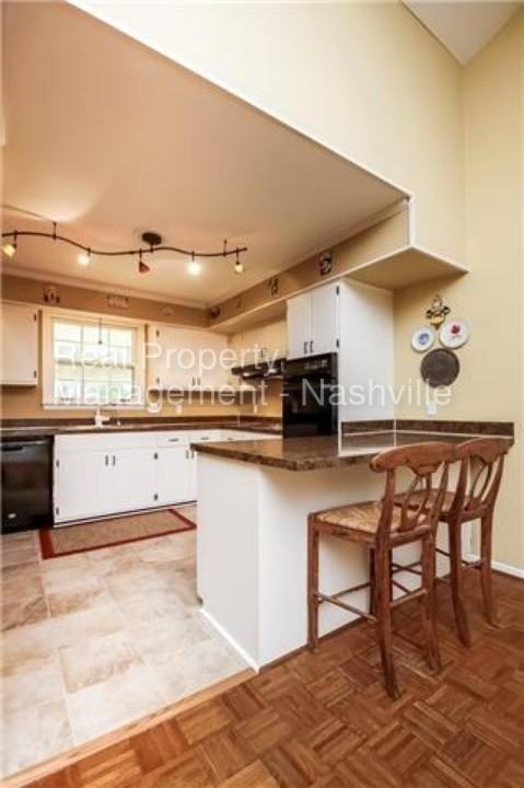 500 Wagon Ct - Photo 3 of 15