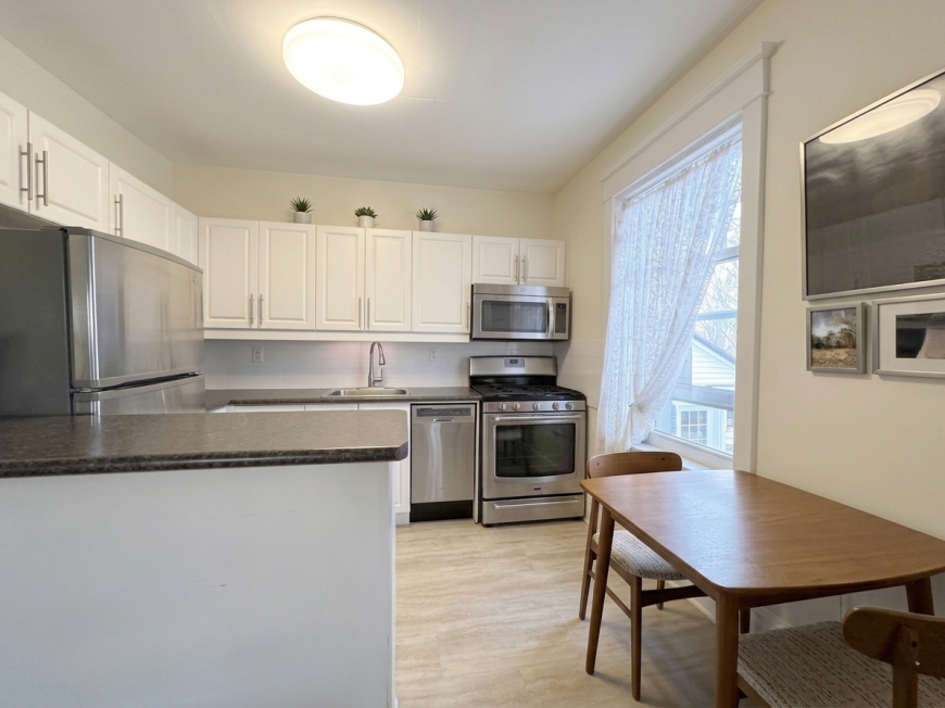 92 Neville Park Blvd - Photo 3 of 10