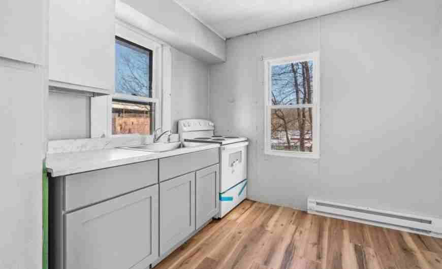 72 Wisner Ave - Photo 5 of 10