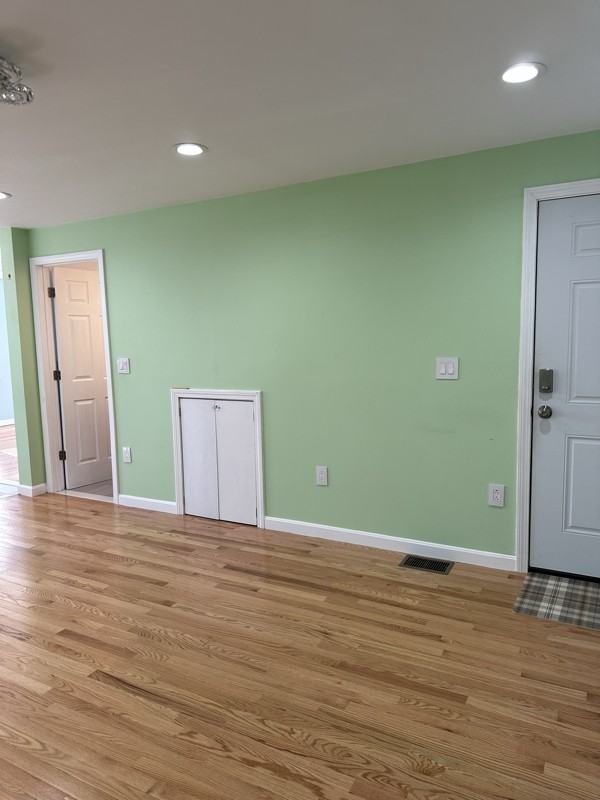 11 Sherbrooke Ave #1 - Photo 7 of 19