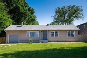 featured image of 1861 W Deane St