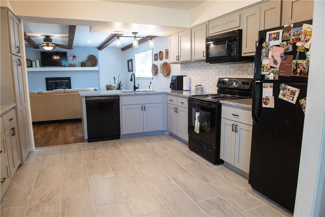 1861 W Deane St - Photo 5 of 29