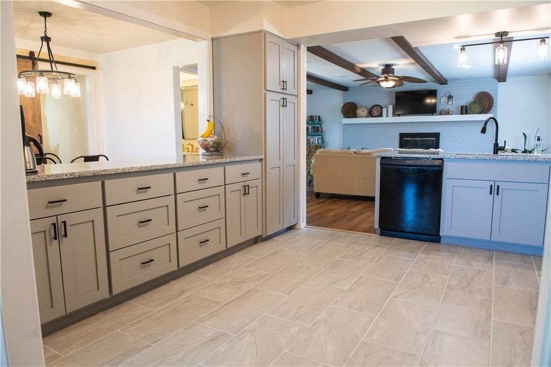 1861 W Deane St - Photo 6 of 29